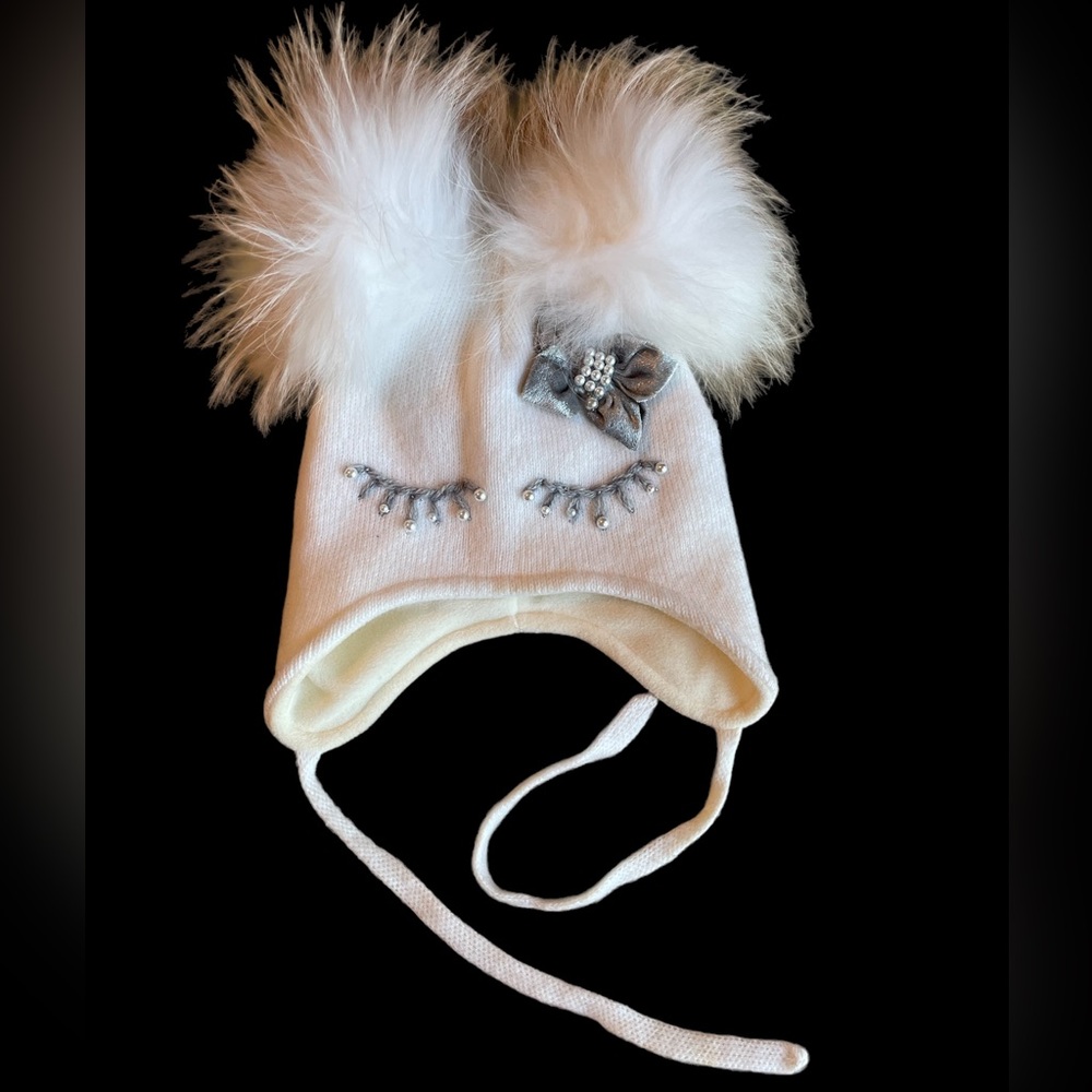 White lined winter hat